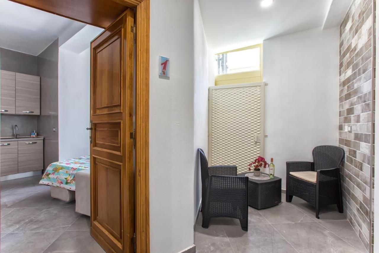Nonna Adelina Apartments & Rooms อาลเกโร ภายนอก รูปภาพ